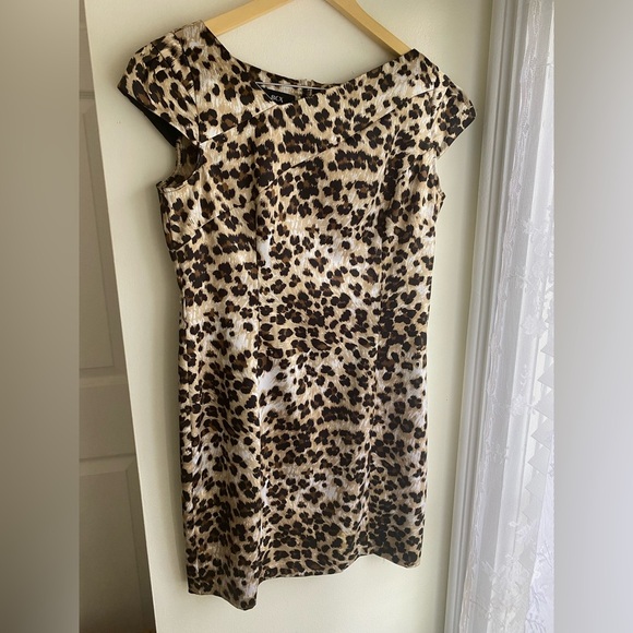 BCX Leopard Print Mini Dress Cap Sleeve Sheath Size 11 Women’s Satin Animal - Picture 1 of 5
